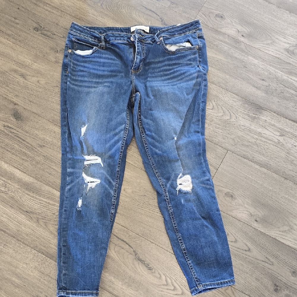 Maurices Distressed Skinny Jeans in Blue